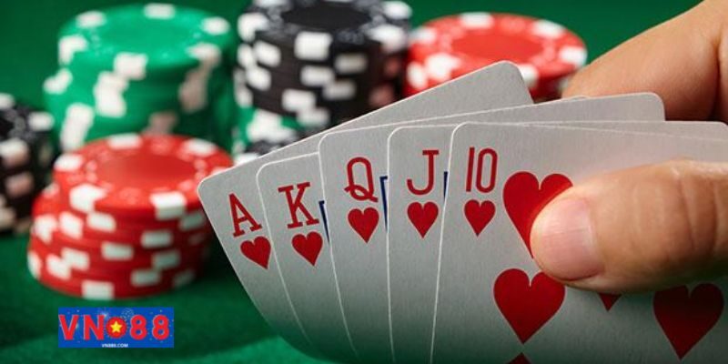 Poker game bài đổi thưởng có nhiều ưu đãi hấp dẫn